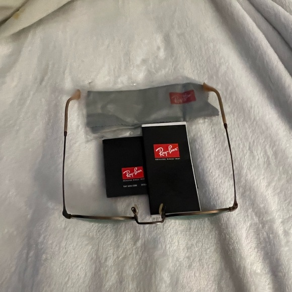 Authentic Lilac Ray Ban Round Metal - Picture 2 of 5